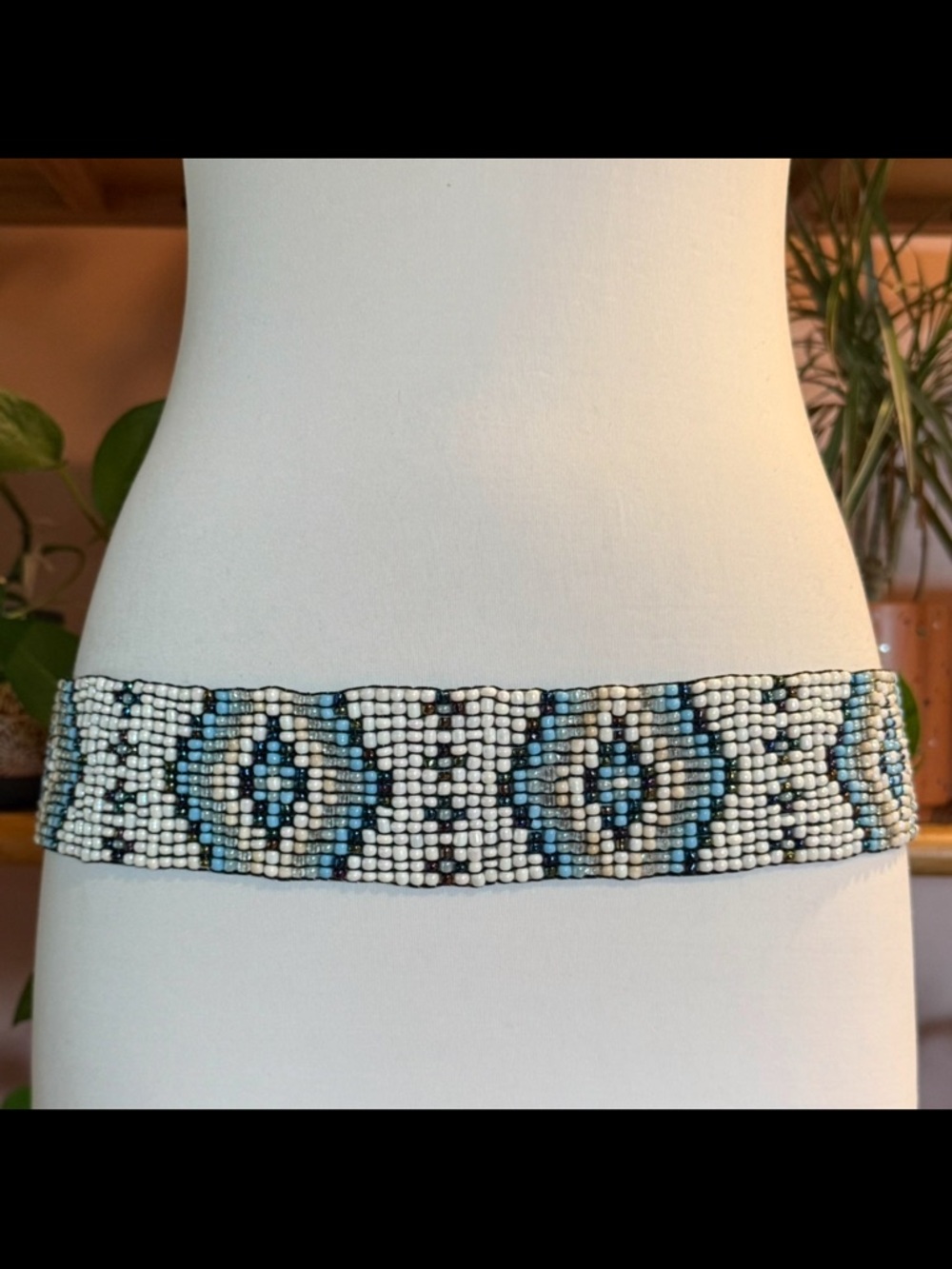 Coco Rose Handmade Beaded Stretch Waist Belt in White, Teal & Black 32” M/L NWOT